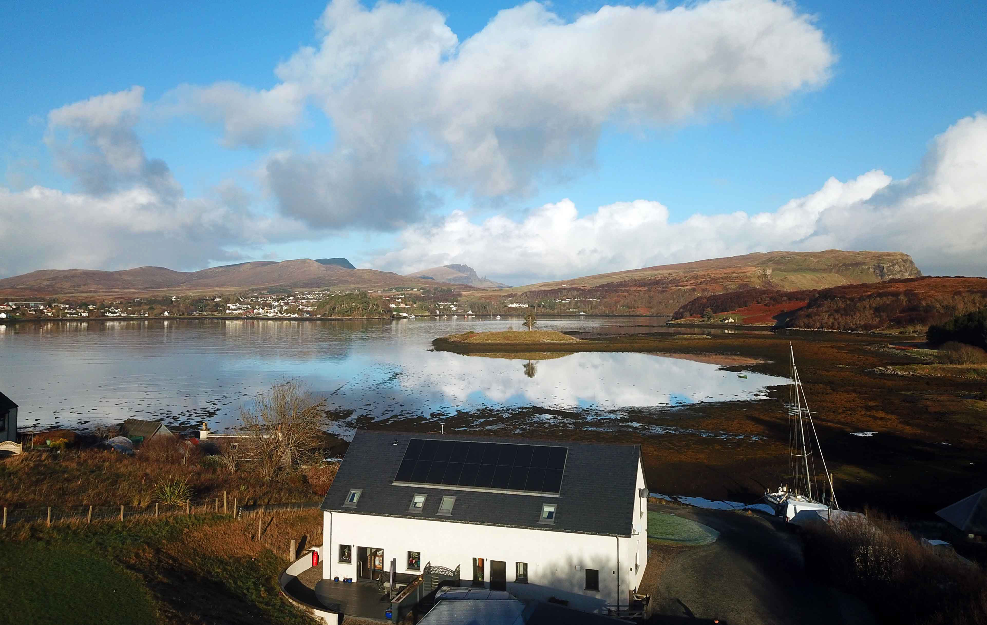 Scorr House self catering accommodation is located near Portree on the Isle of Skye