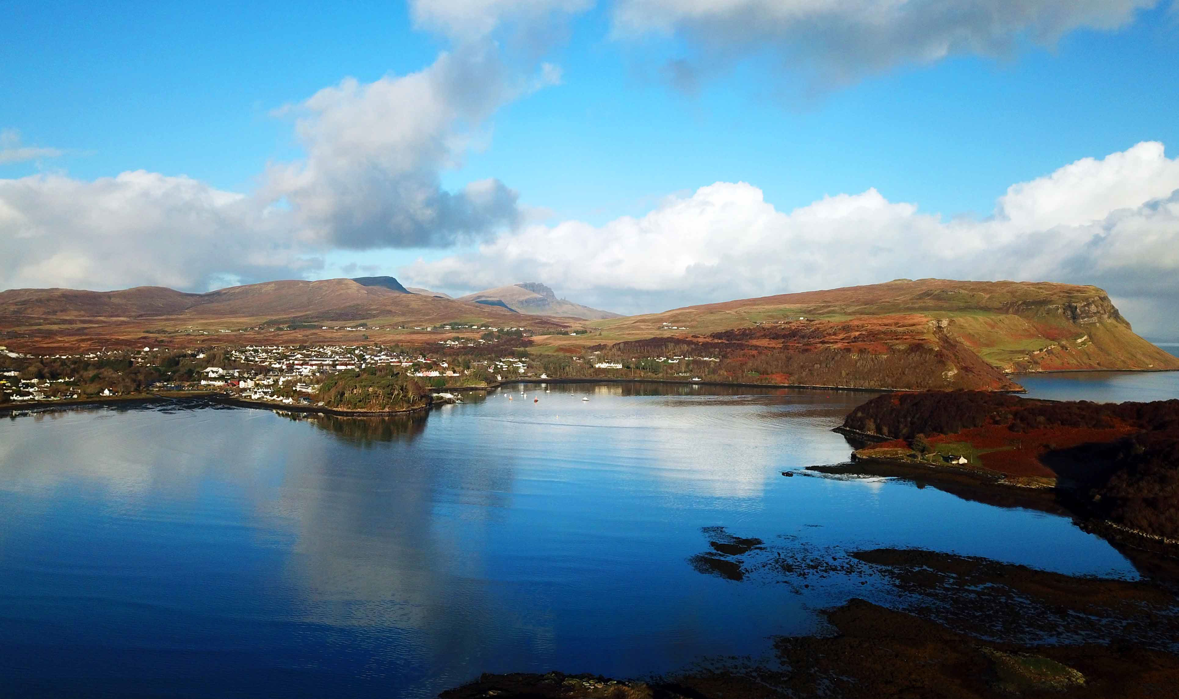 Scorr House self caterning apartments are located near Portree with sea and mountain views