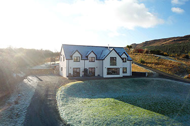 Scorr House is located in a peaceful area near Portree on the Isle of Skye