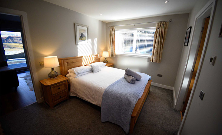 Scorr House self catering accommodation with king sized beds